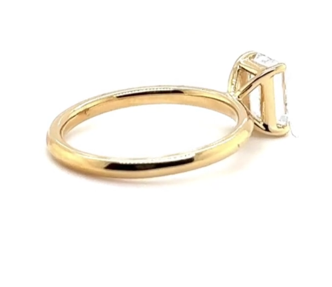 CERTIFIED 18ct YELLOW GOLD LAB GROWN DIAMOND EMERALD CUT ENGAGEMENT RING 1.00ct