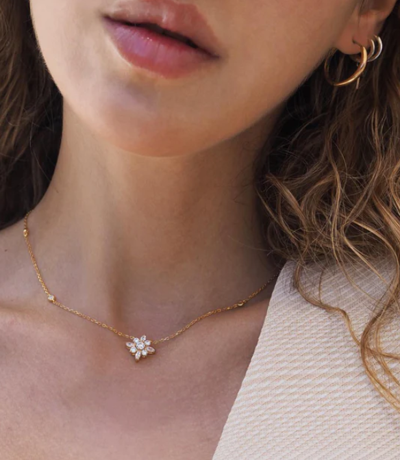 CARAT LONDON CAMELIA NECKLACE 18K GOLD VERMEIL