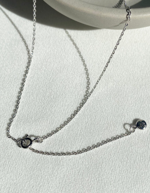 CARAT LONDON EMILE SAPPHIRE NECKLACE WHITE GOLD PLATED