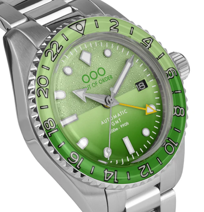 OUT OF ORDER WATCH MIDORI AUTOMATIC GMT - ULTRA BRUSHED