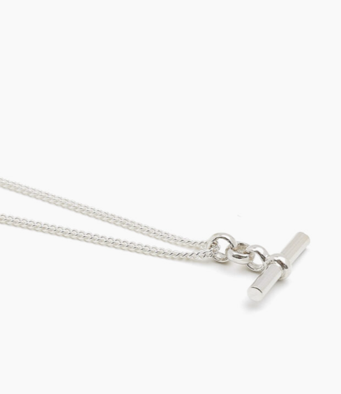 Tilly Sveaas Silver T-Bar On Fine Curb Chain