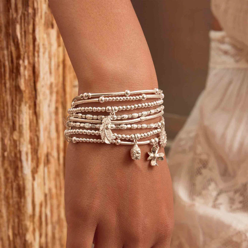 Chlobo| Cute Charm Heart In Feather Bracelet | SBCC596 | Hooper Bolton UK