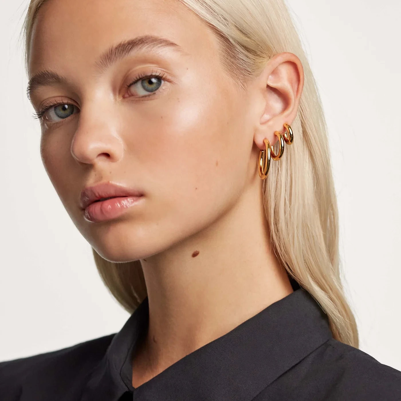 PDPAOLA | Supreme Cloud Earrings | AR01-338 | designer earrings by Hooper Bolton