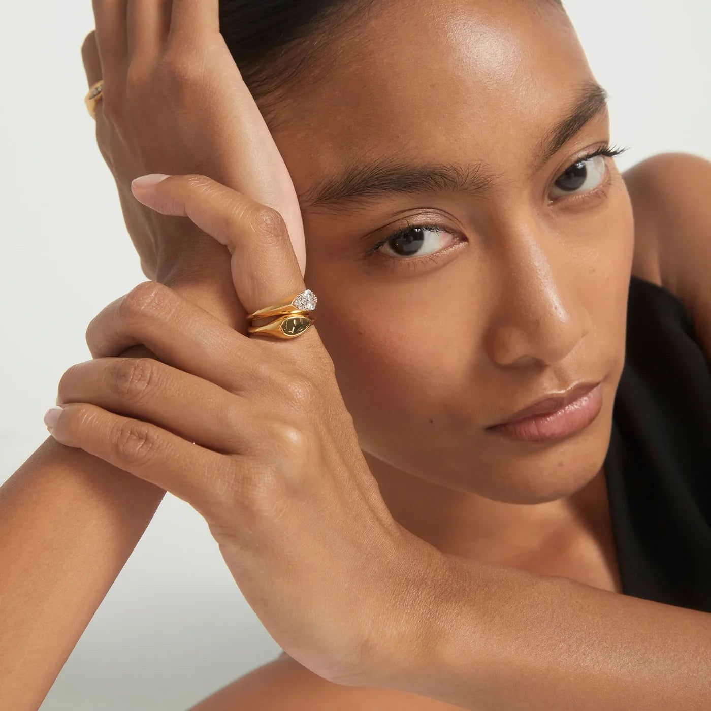 PDPAOLA | Vanilla Stamp Ring | AN01-A51 | designer rings by hooper-bolton