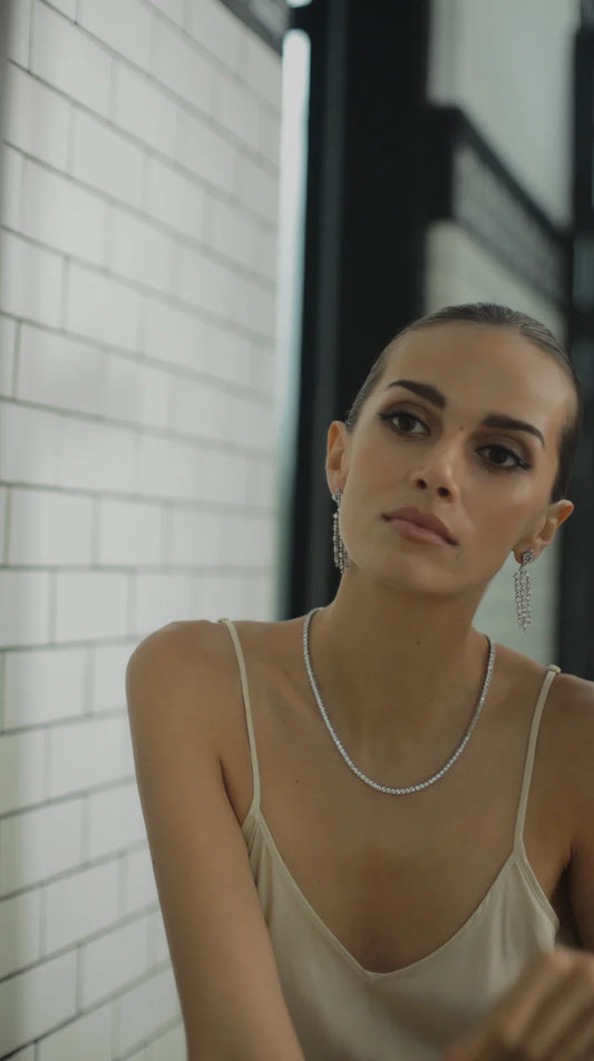 CARAT LONDON PRUDENCE ROUND PRONG LINE NECKLACE