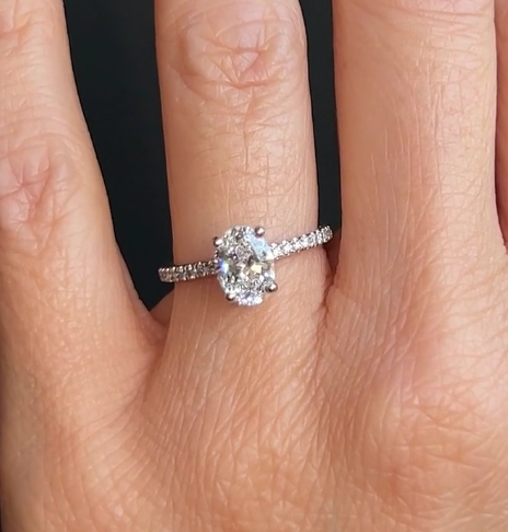 CERTIFIED PLATINUM OVAL DIAMOND HIDDEN HALO AND DIAMOND BAND ENGAGEMENT RING 1.25ct
