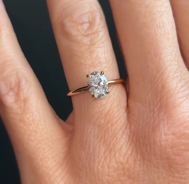 CERTIFIED 18ct YELLOW GOLD LAB GROWN DIAMOND OVAL CUT ENGAGEMENT RING WITH HIDDEN HALO 1.00ct