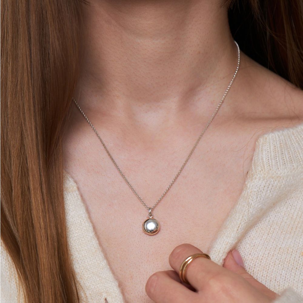 Dinny Hall BUTTON LOCKET WITH HEART CHARM