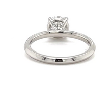 Load image into Gallery viewer, CERTIFIED PLATINUM ROUND DIAMOND ENGAGEMENT RING 1.25ct
