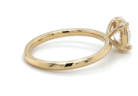CERTIFIED 18ct GOLD OVAL DIAMOND ENGAGEMENT RING 1.00ct