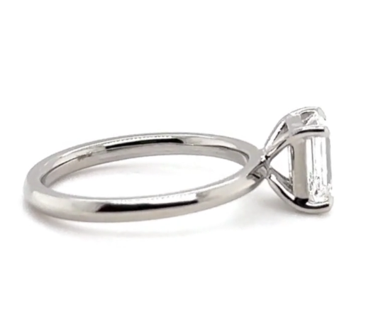 CERTIFIED PLATINUM  LAB GROWN DIAMOND EMERALD CUT ENGAGEMENT RING  1.00ct