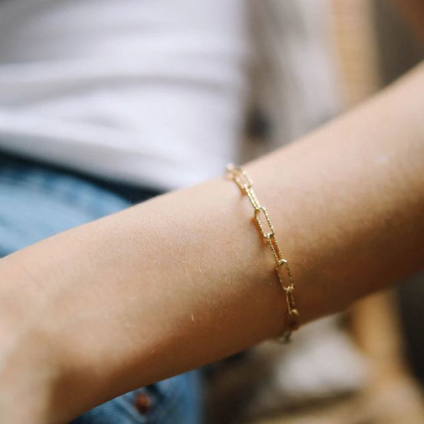Catherine Zoraida Silver Glitter Chain Bracelet