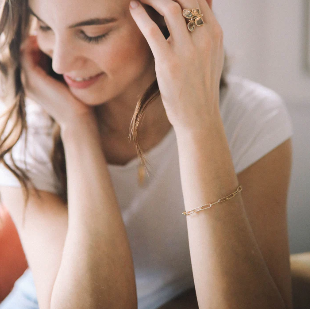 Catherine Zoraida Silver Glitter Chain Bracelet