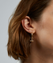 Load image into Gallery viewer, Tilly Sveaas Small Gold T-Bar Earrings
