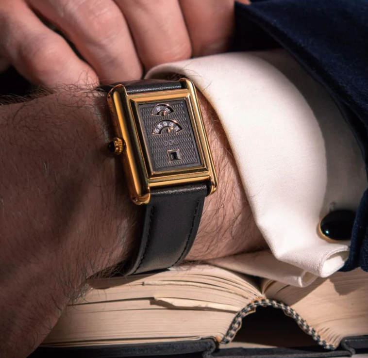 OUT OF ORDER WATCH Out Of Order F20BLK.850 Forma Venti Jumphour Automatic Watch Model Number: F20BLK.850