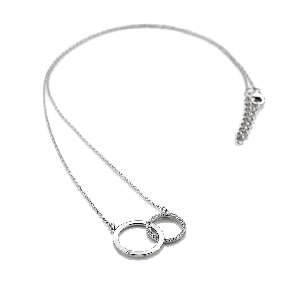Hot Diamonds Striking Circle Silver Necklace | DN127 | by Hooper Bolton