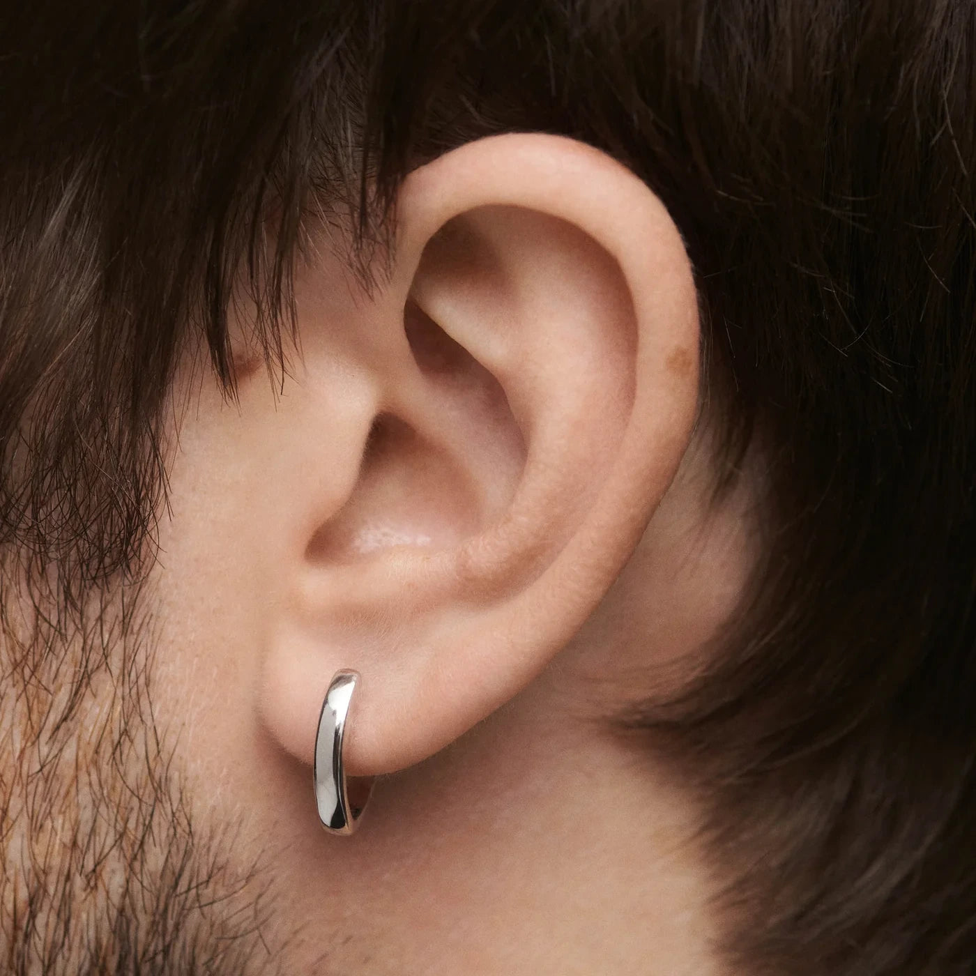 PDPAOLA | Duke Silver Hoops Earrings | AR02-A16 | designer earrings by Hooper Bolton