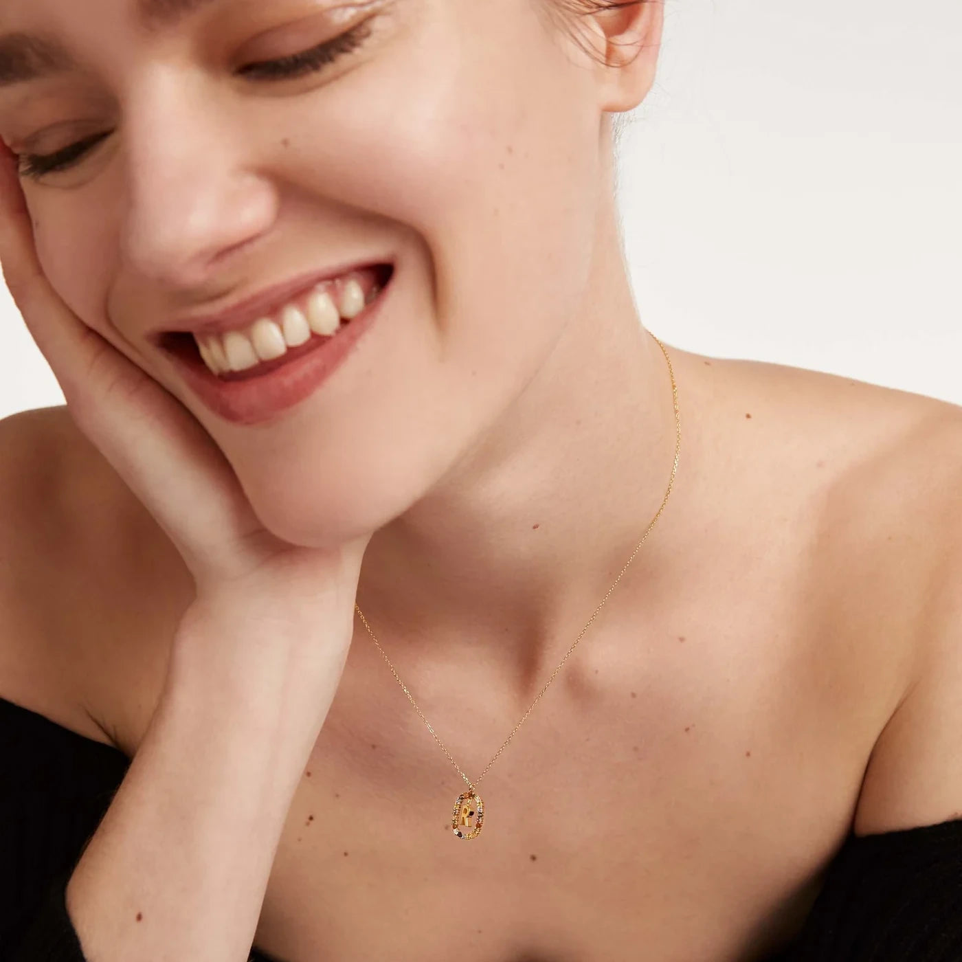 PDPAOLA | Letter R Necklace | CO01-277 | designer necklaces by Hooper Bolton