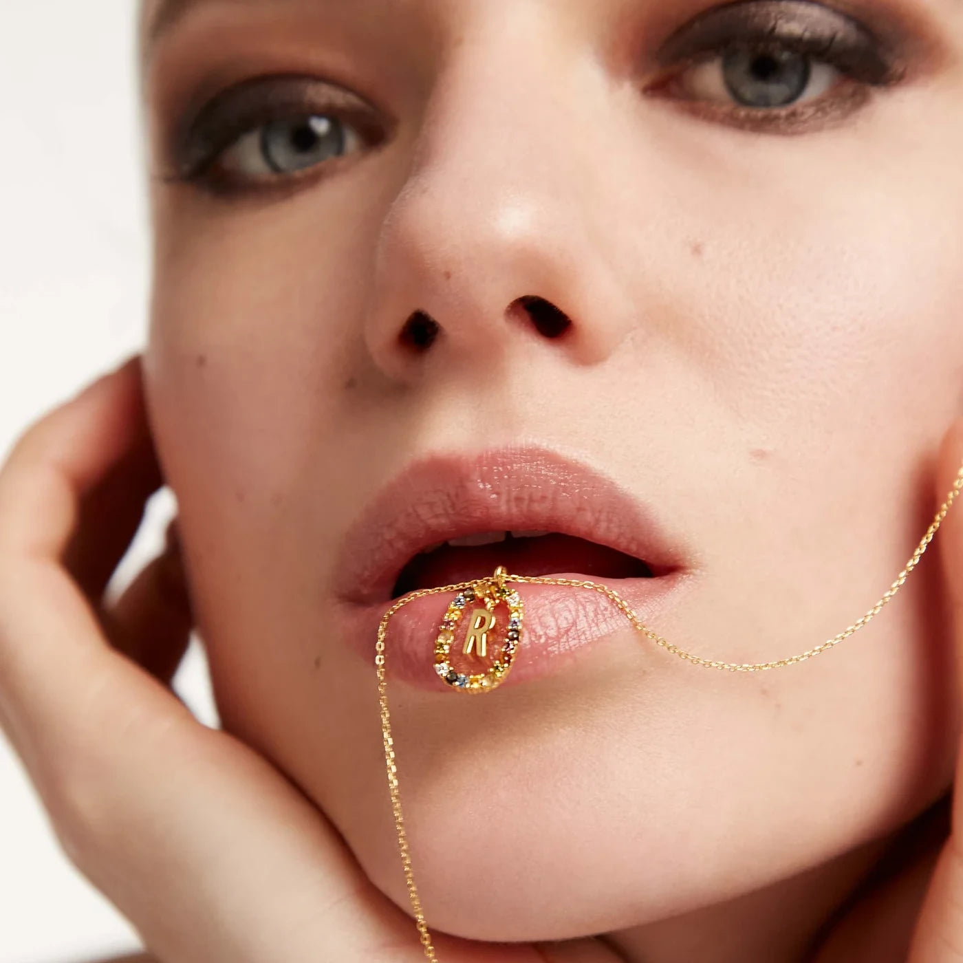 PDPAOLA | Letter R Necklace | CO01-277 | designer necklaces by Hooper Bolton