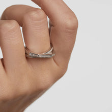 Load image into Gallery viewer, PDPAOLA | Olivia Silver Ring | AR02-A10 | designer rings by Hooper Bolton
