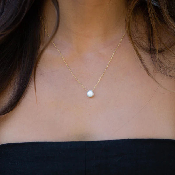 Catherine Zoraida 9ct Solid GOLD MOONLIGHT PEARL PENDANT