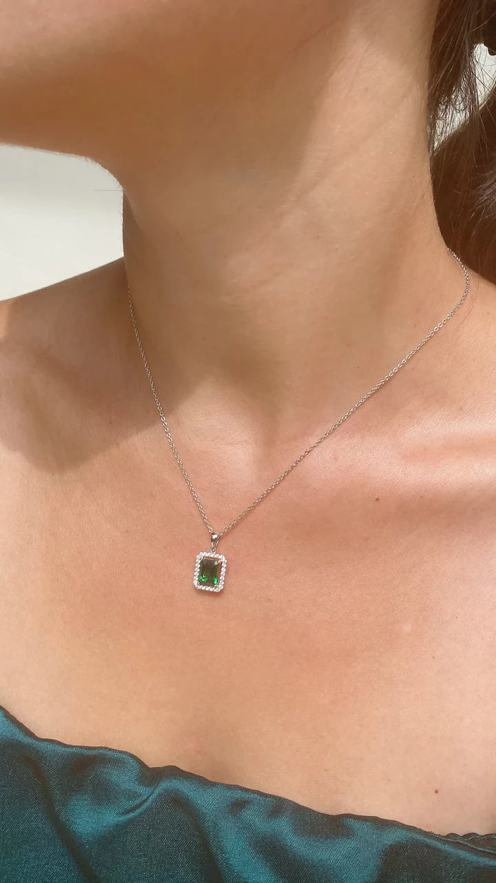 CARAT LONDON ETON GREEN BORDERSET NECKLACE
